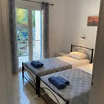 Διαμέρισμα Jalna - Stunning Sea & Mountain Views With Pool - Κασσιόπη